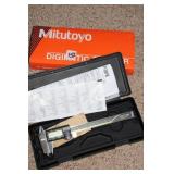 MITUTOYO DIGITAL CALIPER