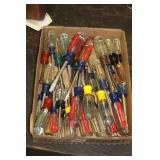 CRAFTSMAN SCREWDRIVERS AND IMPACT DRIVERS