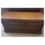 MURPHY CEDAR BLANKET CHEST