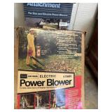 CRAFTSMAN ELEC BLOWER W/ATTACHMENTS