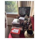 ASST. CHRISTMAS ITEMS