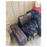 ASSORTED LUGGAGE RY ON BAG