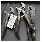 (3) VARIOUS SIZED CRAFTSMAN CLENCH WRENCHES &