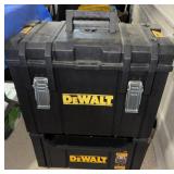 DEWALT TOOLBOX & DEWALT UNDERTRAY