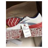 LAUNCH 7 BROOKS TENNIS SHOES, SIZE 10 NEW IN BOX