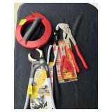 GB.25FT TABLE SNAKE, PAIR OF WIRE CUTTERS,