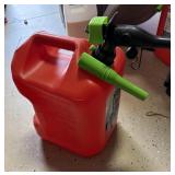 5 GAL SCEPTER GAS CAN FILLED W/ GAS