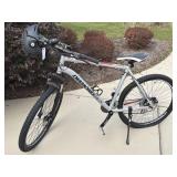 DIAMONDBACK AXX27.5 3 SPEED BIKE W/ HELMET