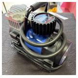 DIGITAL TIRE INFLATOR