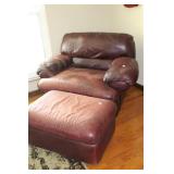 OLDER 3 PC LEATHER LIVINGROOM SET