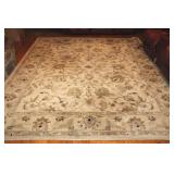 8 F X 10 FT AREA RUG