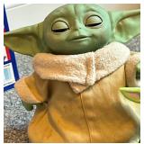 Star Wars Squeeze & Blink Grogu Plush