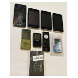 Lot of vintage Apple ipods and more devices
