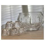 Vintage punch bowl with 8 cups