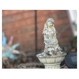Garden decor and statues