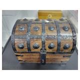 SMALL CAMEL BACK STORAGE TRUNK -