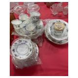 29 PC WEDGEWOOD CHINESE FLOWERS DINNERWARE
