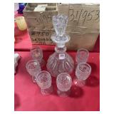 LEAD CRYSTAL DECANTUR W/ 6 CORDIALS