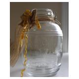 Cracker Barrel Style 4qt Glass Cookie Jar
