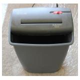 Fellowes DM-6C Paper Shredder