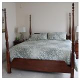Jaclyn Smith King Size 4 Poster Bed
