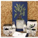 Primavera Bathroom Accessory Set w/ Painting