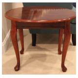 Vintage Queen Anne Style Accent Table