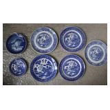 Vintage Blue Willow Print Plates w/ 1975 Plate