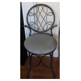 Hillsdale Furniture O'Malley Vanity Stool