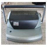 GBC CombBind C110 Binding Machine