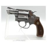 SMITH & WESSON 60 - .38 SPL REVOLVER