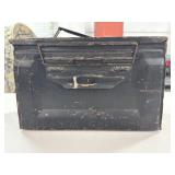 100+ 12 GA SHOTGUN SHELLS & (5) 12 GA SLUGS IN