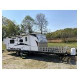 WOLF PACK WIDE BODY 21DFWP TOY HAULER