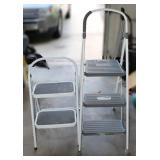 (2) Foldable Step Ladders