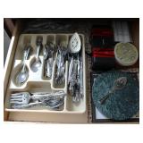 Northland Flatware & Drawer Contents