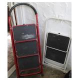 Set of 2 Step Ladders