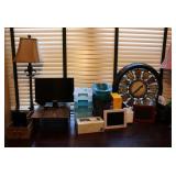 Office Desk & Decor Items