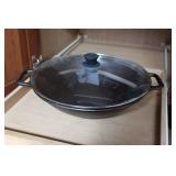Lodge P14W Cast Iron 14.5' Wok w/ Lid