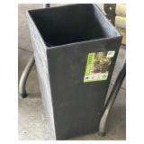 TIERRAVERDE PLANT STAND