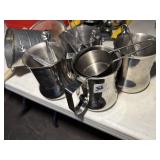 MEASURE CUPS