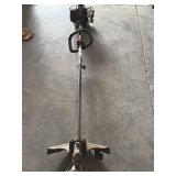 CRAFTSMAN WEED EATTER (NEEDS SOME WORK)