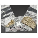 ASSORTMENT OF GOLD AND GOLD PLATED