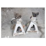PAIR OF JACK STANDS