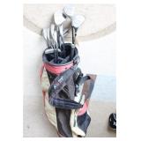 GOLF CLUBS IN BAG