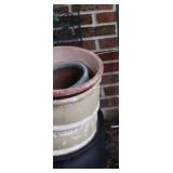 PLASTIC FLOWER POTS, FOLDING METAL SHELF