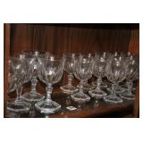 CLEAR GLASS STEMWARE