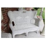 OLDER WICKER OUTDOOR SET