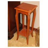 PINE PLANT STAND