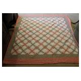 Hand Stitched Pineapple Pattern Quilt