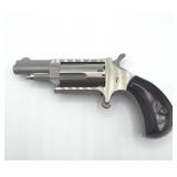 N.A.A. DERRINGER .22 MAG REVOLVER